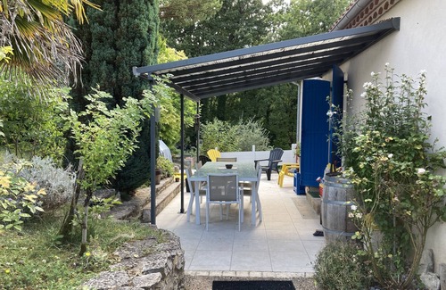 Escoire House | 10 kms from Périgueux, Gîte in the countryside "Le Père Igor