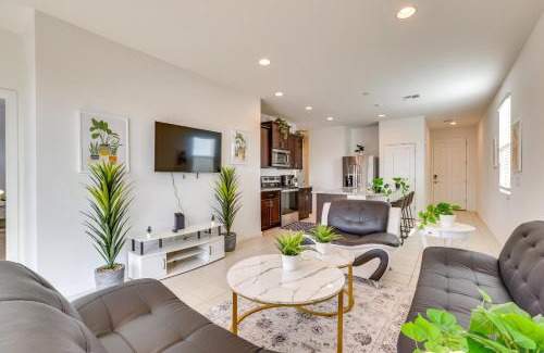 Laveen Village House | 10 Mi to Dtwn Phoenix Chic Family Home