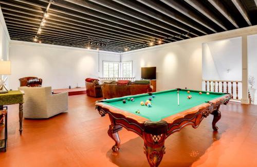 Wilmington House | 10 Mi to Mt Snow! Grand Estate Built to Entertain