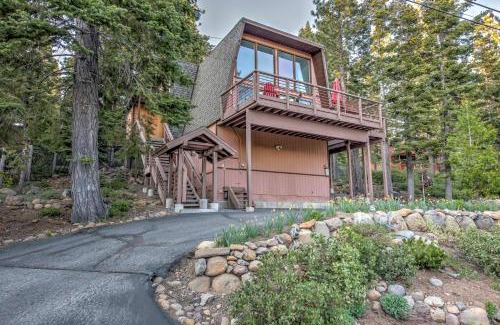 Lake Forest House | 10 Mi to Skiing Tahoe City A-Frame Home