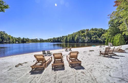 Newland House | 10 Mi to Sugar Mtn Bluebird Cottage in Newland