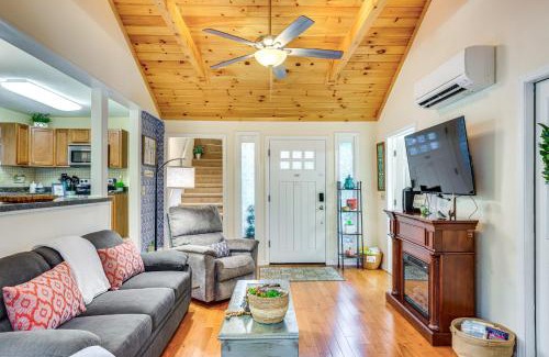 Newland House | 10 Mi to Sugar Mtn Bluebird Cottage in Newland