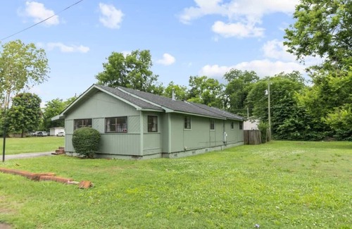 Birmingham House | 10 Mins to Downtown Birmingham- Fresh in Fairfield