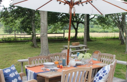 Chilmark House | 10 minutes walk to Lucy Vincent Beach