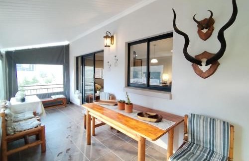 Montagu Apartment | 10 on Waboom