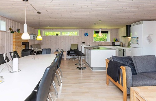 Trend House | 10 person holiday home in Løgstør-By Traum