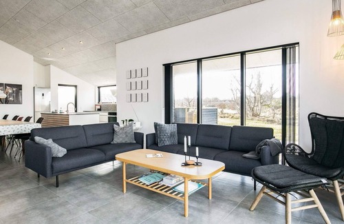 Nr. Lyngby House | 10 person holiday home in Løkken