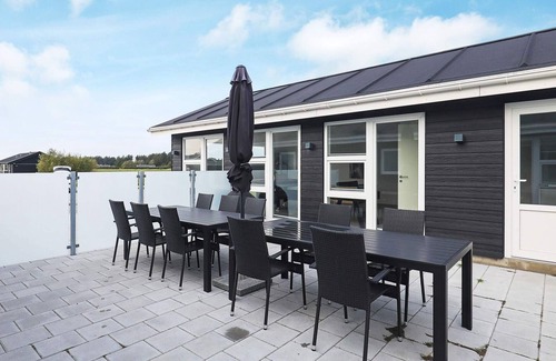 Grønhøj House | 10 person holiday home in Løkken