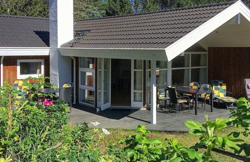 Aalbaek House | 10 person holiday home in Ålbæk
