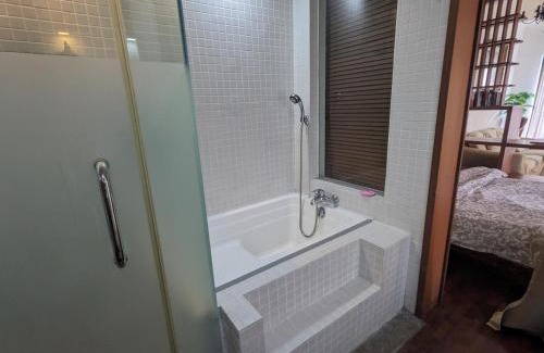 Bukit Damansara Apartment | 10 Semantan Suites