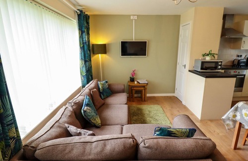 Mundesley Cottage | 10 The Dell