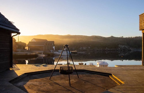 Bomlo Other | 100 m² Accommodation ∙ 5 bedrooms ∙ 8 guests
