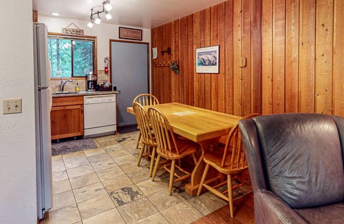 Whitefish Condo | 100 m² Condo ∙ 3 bedrooms ∙ 8 guests