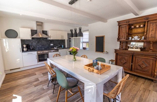 Hamswehrum House | 100 m² House ∙ 2 bedrooms ∙ 5 guests