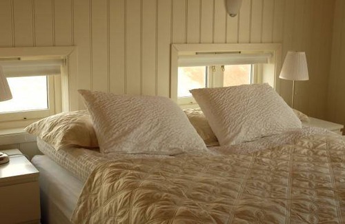 Hellnar House | 100 m² House ∙ 4 bedrooms ∙ 4 guests