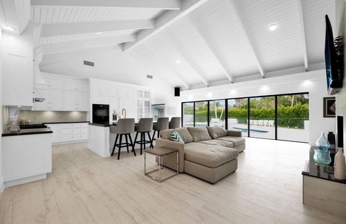 Delray Beach House | 1036 Managed By Brampton Park