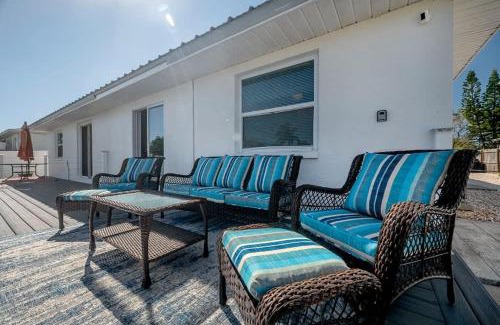 Apollo Beach House | 1053 Apollo Beach Blvd Unit 6