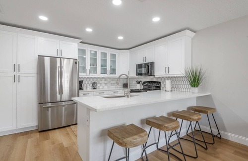 Apollo Beach Condo | 1053 Apollo Beach Blvd, Unit 2