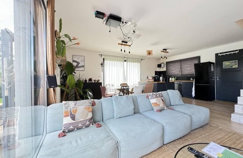 Teilhard Apartment | 10min downtown & hiking/skiing (45min)/culture