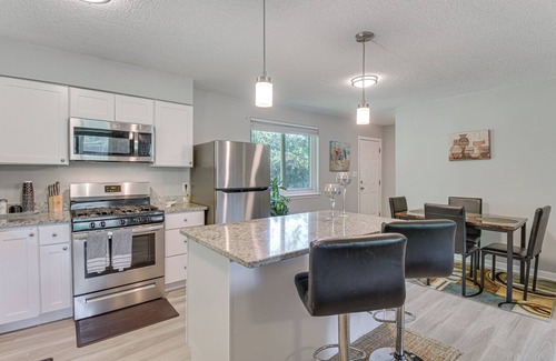 Foley House | 11 Mi to Beaches: Peaceful Foley Home w/Yard