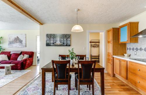 Wallops Island House | 11 Mi to Chincoteague Atlantic Home with Decks!
