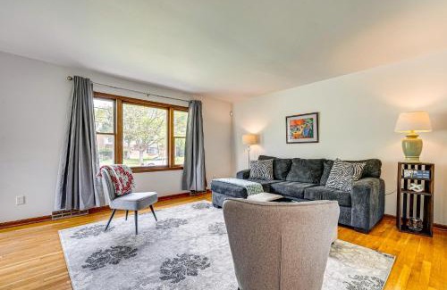 Worthington House | 11 Mi to Dtwn Columbus Family Home with Fire Pit!