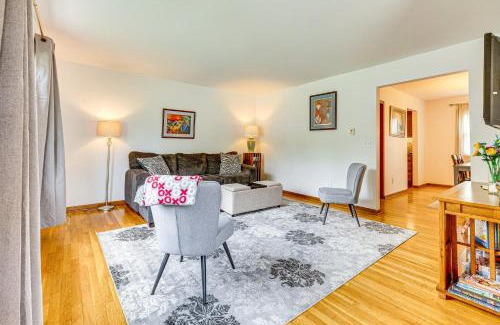 Worthington House | 11 Mi to Dtwn Columbus Family Home with Fire Pit!