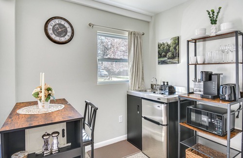 Northwest Apartment | 11 Mi to Virginia Beach Boardwalk: Studio Retreat!