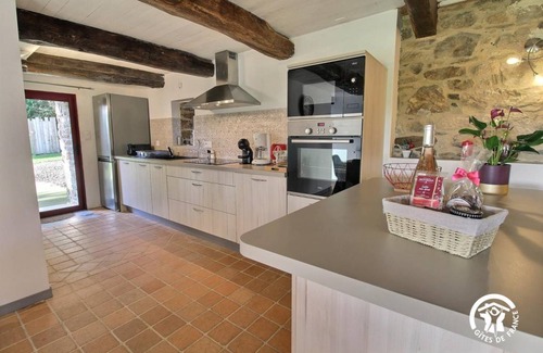 Plumeliau House | 110 m² Gîte ∙ 2 bedrooms ∙ 4 guests