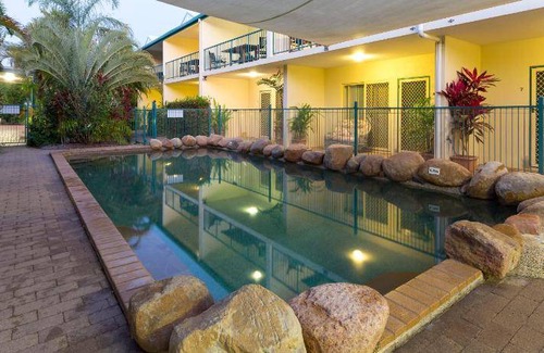 Horseshoe Bay Apartment | 110 m² Serviced apartment ∙ 2 bedrooms ∙ 6 guests