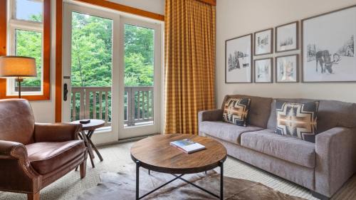 Stowe Area Resort | 1117 Lodge At Spruce Peak Ski In Ski In Ski Out King Studio By Stowe Mountain Rentals
