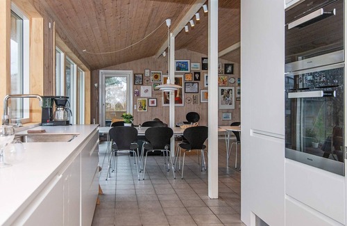 Øer Strand House | 12 person holiday home in Ebeltoft