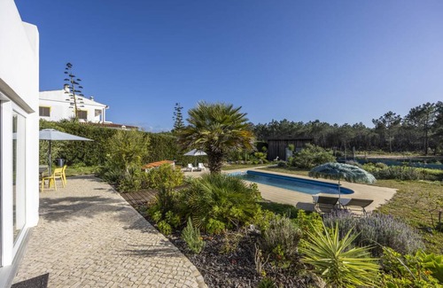 Aljezur Villa | 120 m² Villa ∙ 3 bedrooms ∙ 7 guests