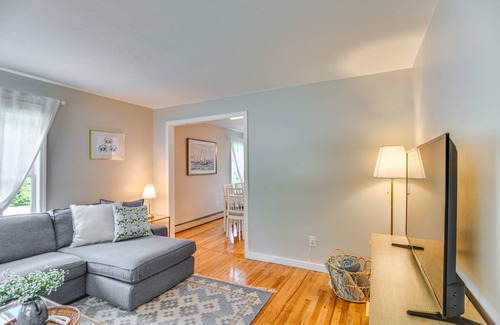 Wakefield-Peacedale Apartment | 121 m² Apartment ∙ 3 bedrooms ∙ 6 guests