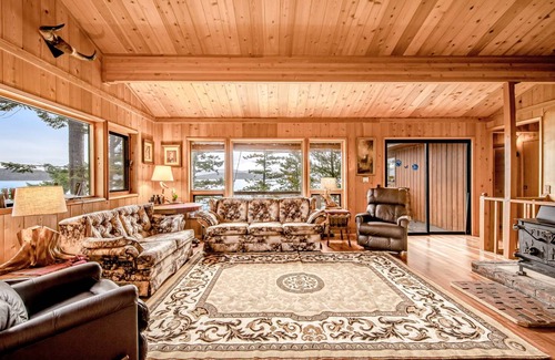 Eastsound House | 123 m² House ∙ 3 bedrooms ∙ 6 guests