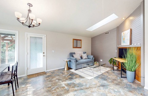 Eugene House | 125 m² House ∙ 2 bedrooms ∙ 7 guests