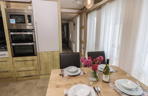 Bembridge Cottage | 128 Crosswinds