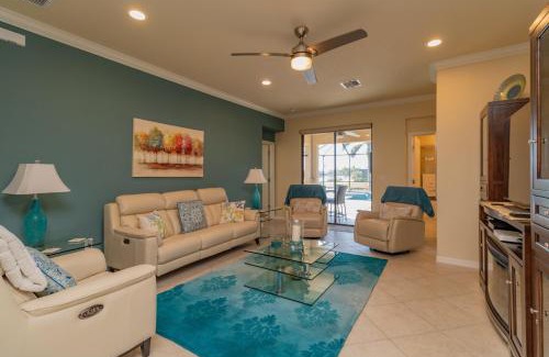 Bradenton House | 128 Sweet Tree! Lakeside home with private pool located in River Strand Golf & CC