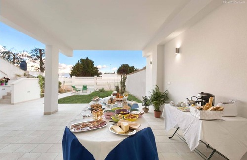 La Strea House | 1283 B B Dreams and Delights - Sea Sight Camera Familiare