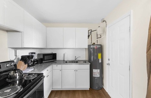 Norwood House | 12th Ave The Bricks - Unit 1