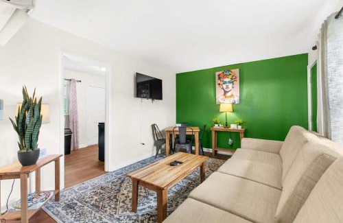 Norwood House | 12th Ave The Bricks - Unit 4