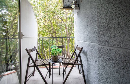 Collblanc y La Torrassa Apartment | 12TOGO1035 - Spacious Apartment near Camp Nou