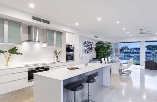 Noosaville House | 13 Waterside Court, Noosa Waters