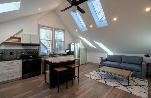 Baker House | 139 West Ellsworth