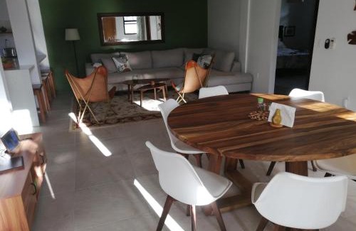 Dangriga House | 14 Cedar A
