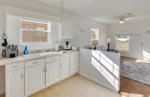 Prattville Apartment | 14 Mi to Montgomery Quaint Couples Apartment