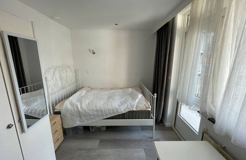 Amsterdam East Resort | 15 m² Private room ∙ 1 bedroom ∙ 1 guest