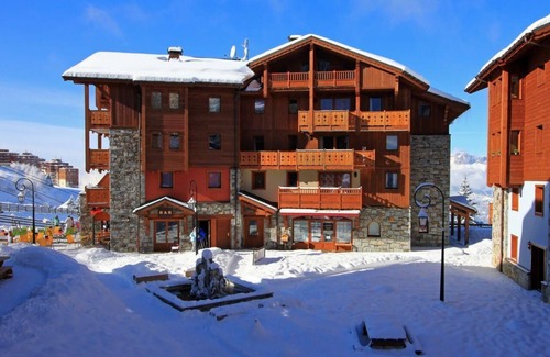 Prapoutel Apartment | 150m from resort center, terrace, balcony, parking, ski locker, 60m², Les 7 Laux