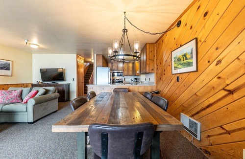 Truckee House | 154 Bldg D 2 Bedroom Townhouse