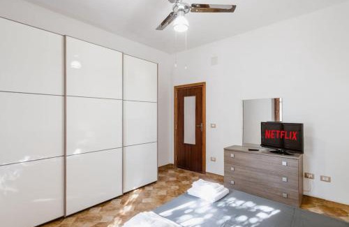 Alghero Apartment | 15min a piedi dal centro appartamento con Patio Privato!
